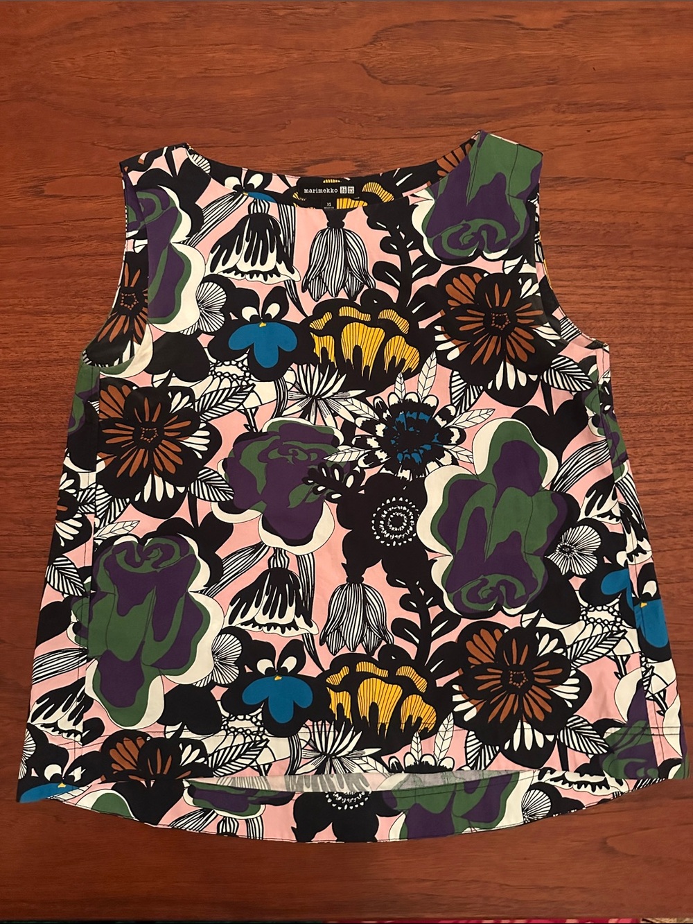 Marimekko Uniqlo collab sleeveless top for women (not kids)